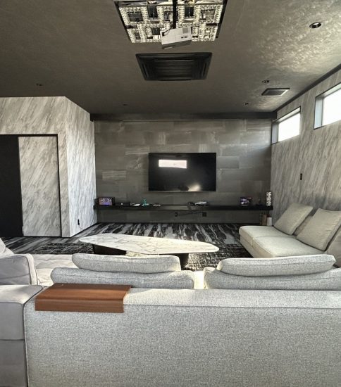 モノトーンな草加市の一軒家（個人邸）